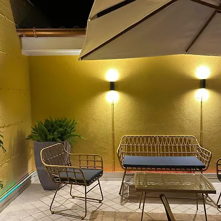 Sans Soucis - Design - Near Center, & Station Nettuno